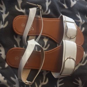 Bobbie Brooks white sandals